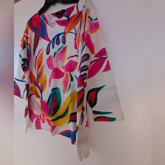 NEW - Ali Miles Multicolor Floral V-Neck Blouse M/L - Picture 3 of 5